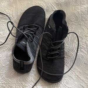 Leguano barefoot shoes. Comfy and super healthy! Unisex